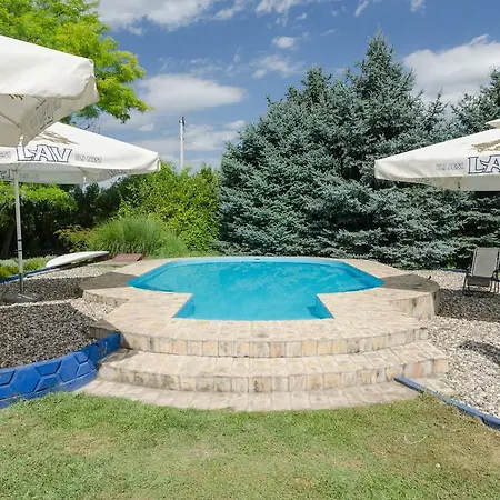 Country House Majkin Salas Palic